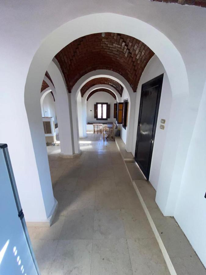 King Kassem Hotel Aswan Bagian luar foto